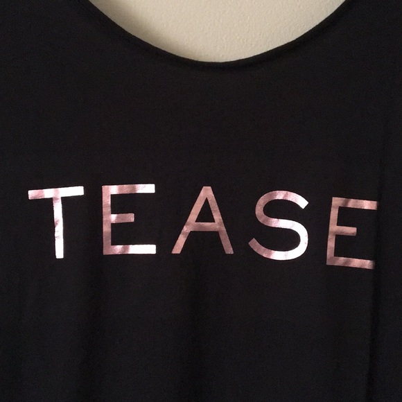V.S. SZ. M TEASE SLEEP SHIRT NWT - Picture 2 of 8